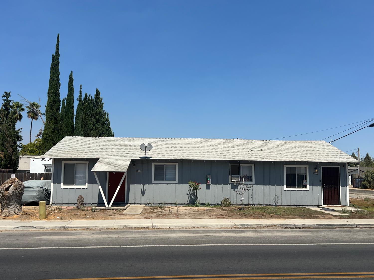 6860 6848 Walnut Ave, Winton, CA 95388