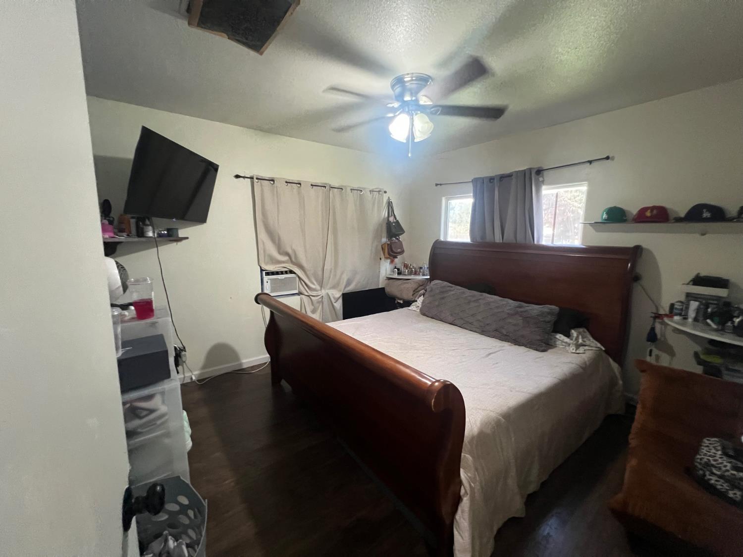 6860 6848 Walnut Ave, Winton, CA 95388