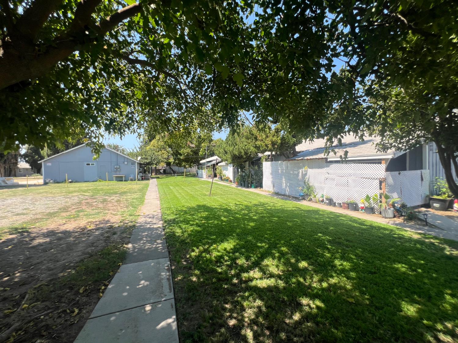 6860 6848 Walnut Ave, Winton, CA 95388