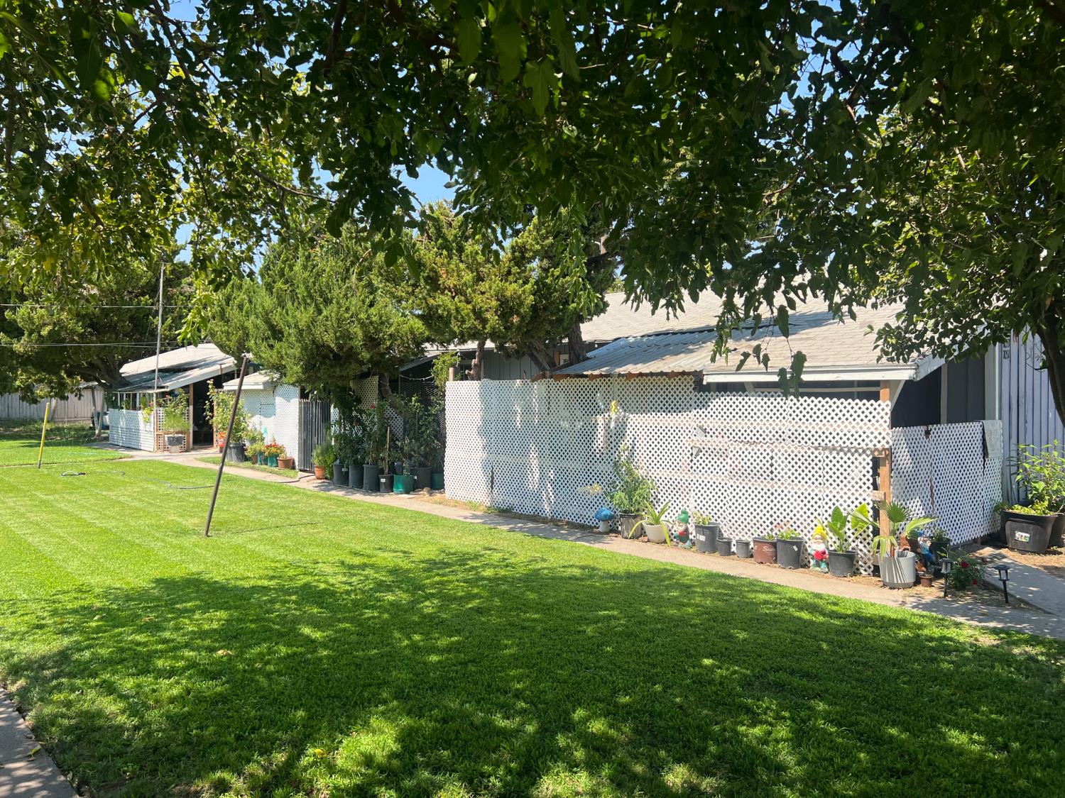 6860 6848 Walnut Ave, Winton, CA 95388