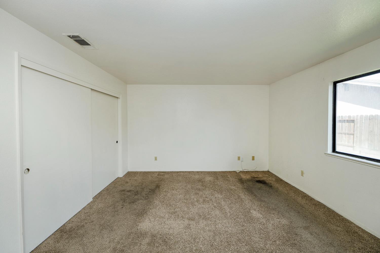 3800 Spring Oak Dr, Modesto, CA 95355