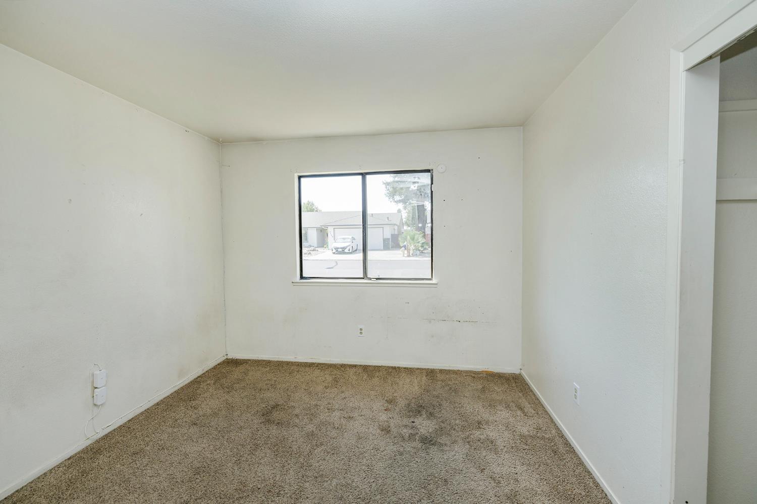 3800 Spring Oak Dr, Modesto, CA 95355