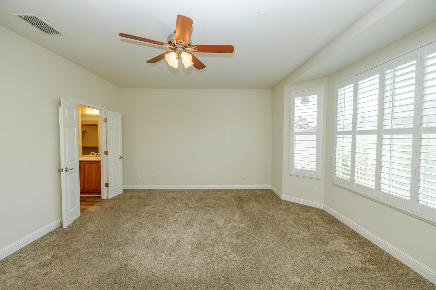 1454 Carriage House St, Manteca, CA 95336