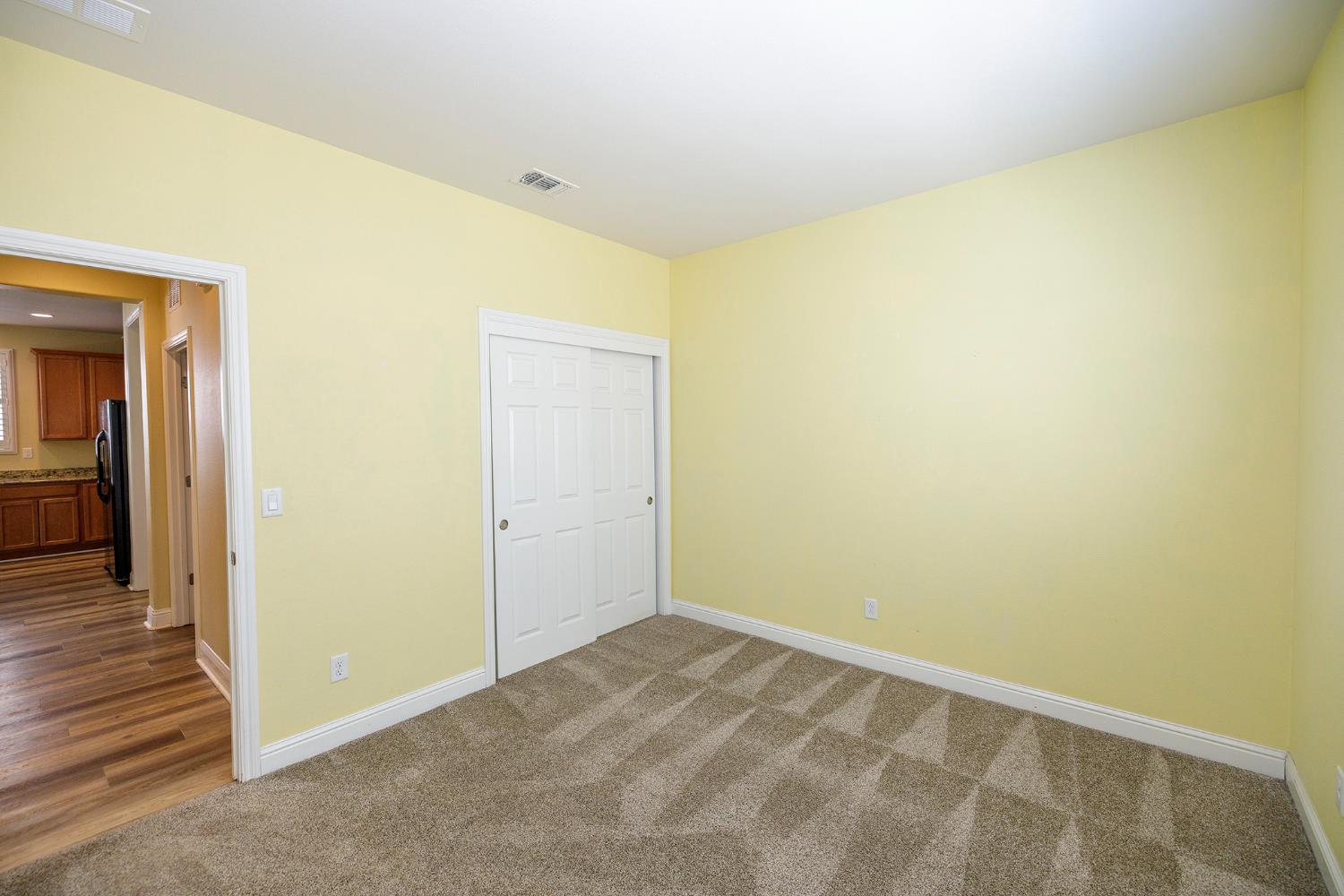 1454 Carriage House St, Manteca, CA 95336