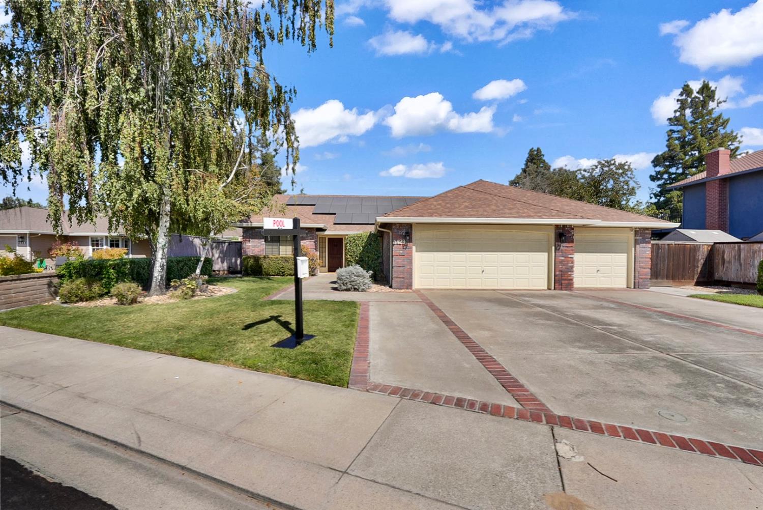 1429 Brookdale Way, Manteca, CA 95336