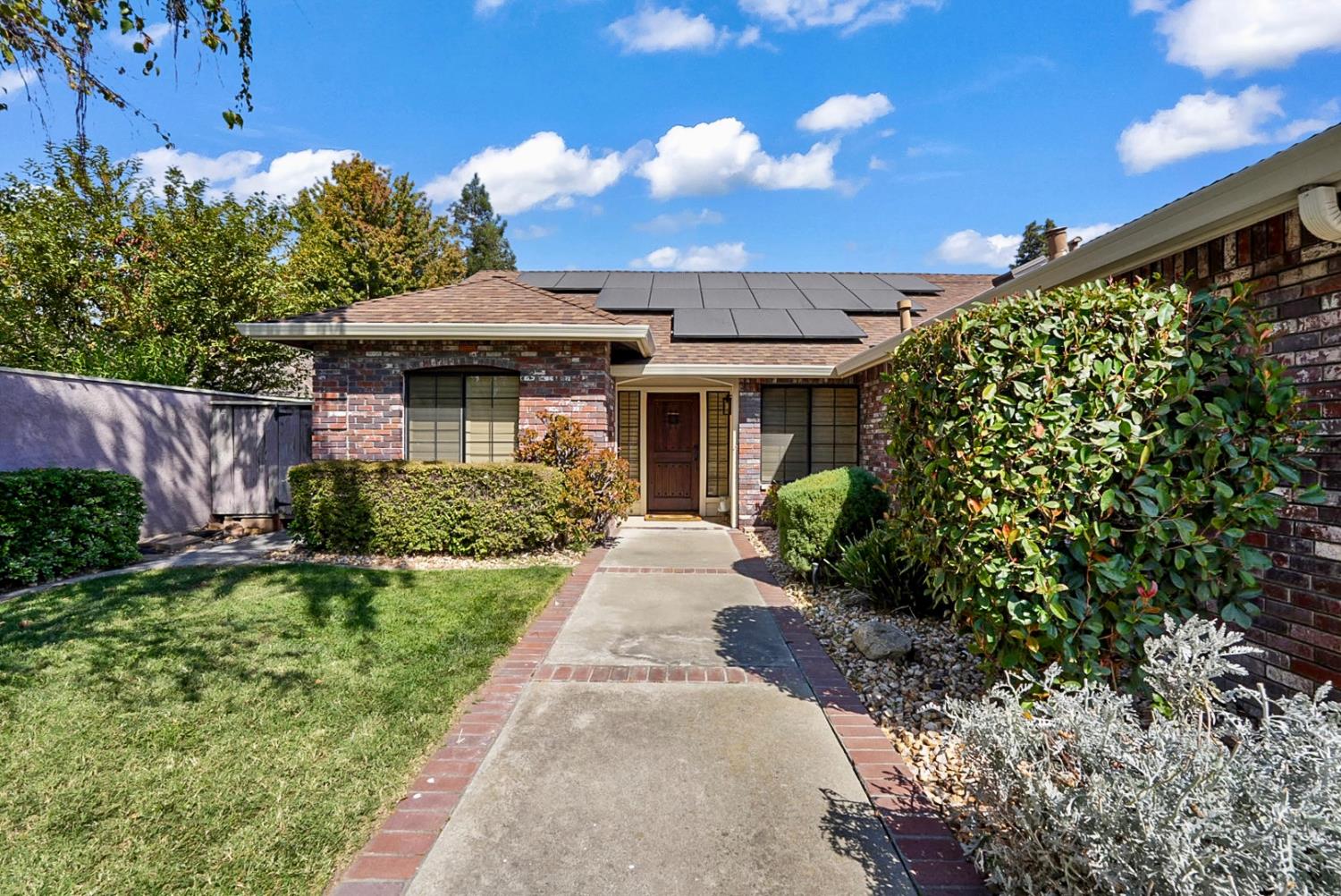 1429 Brookdale Way, Manteca, CA 95336