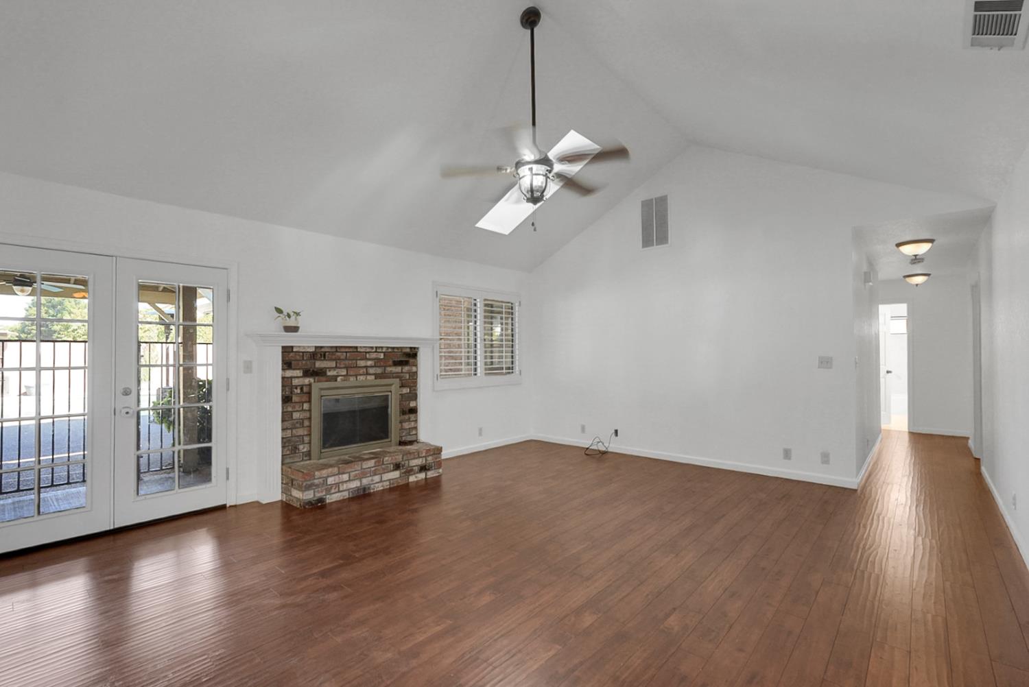 1429 Brookdale Way, Manteca, CA 95336