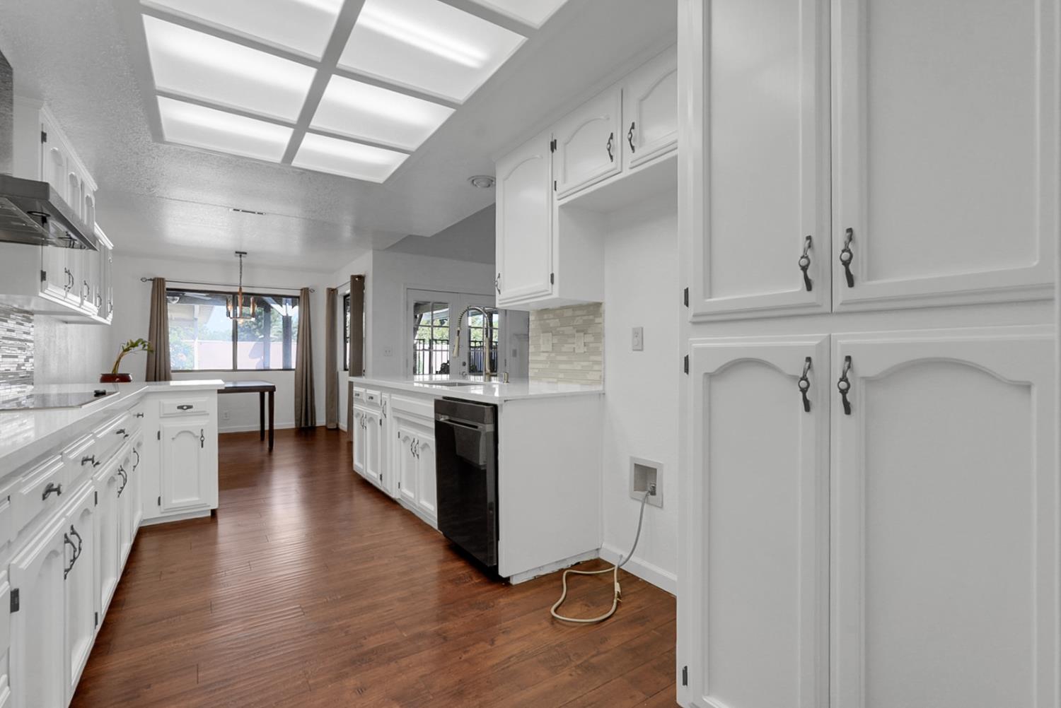 1429 Brookdale Way, Manteca, CA 95336