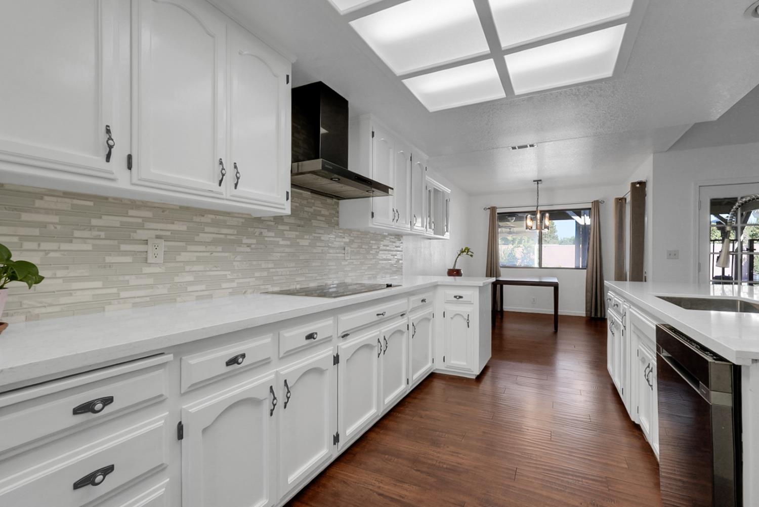 1429 Brookdale Way, Manteca, CA 95336