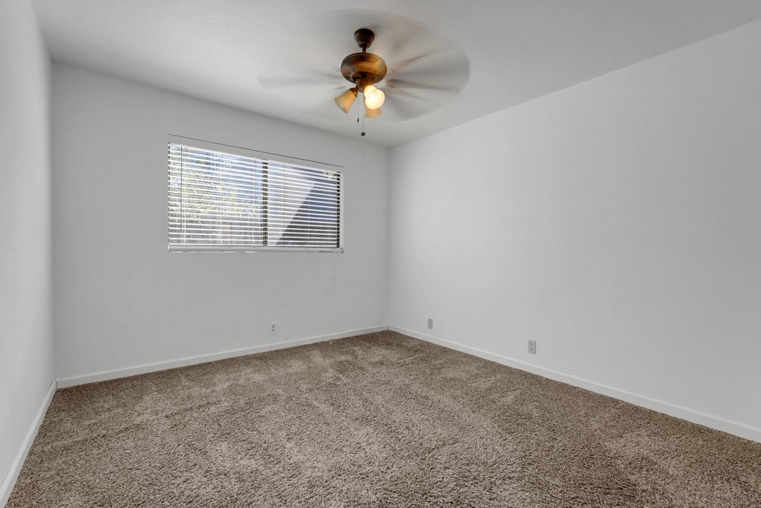 1429 Brookdale Way, Manteca, CA 95336