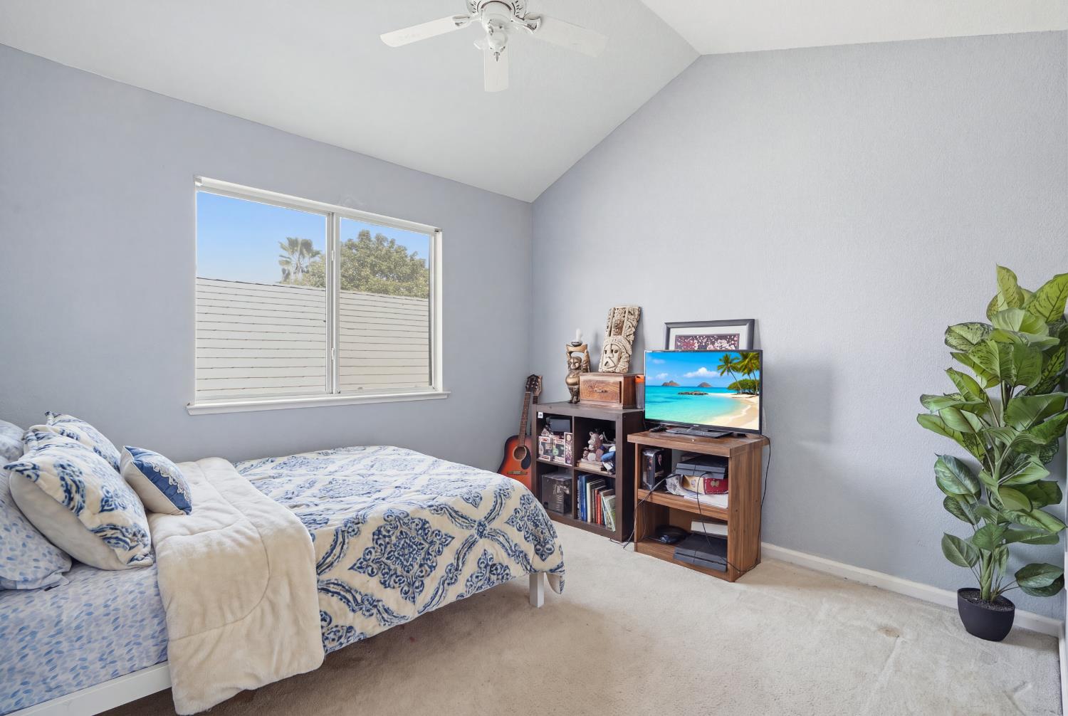 332 Ansonville Ln, Modesto, CA 95357