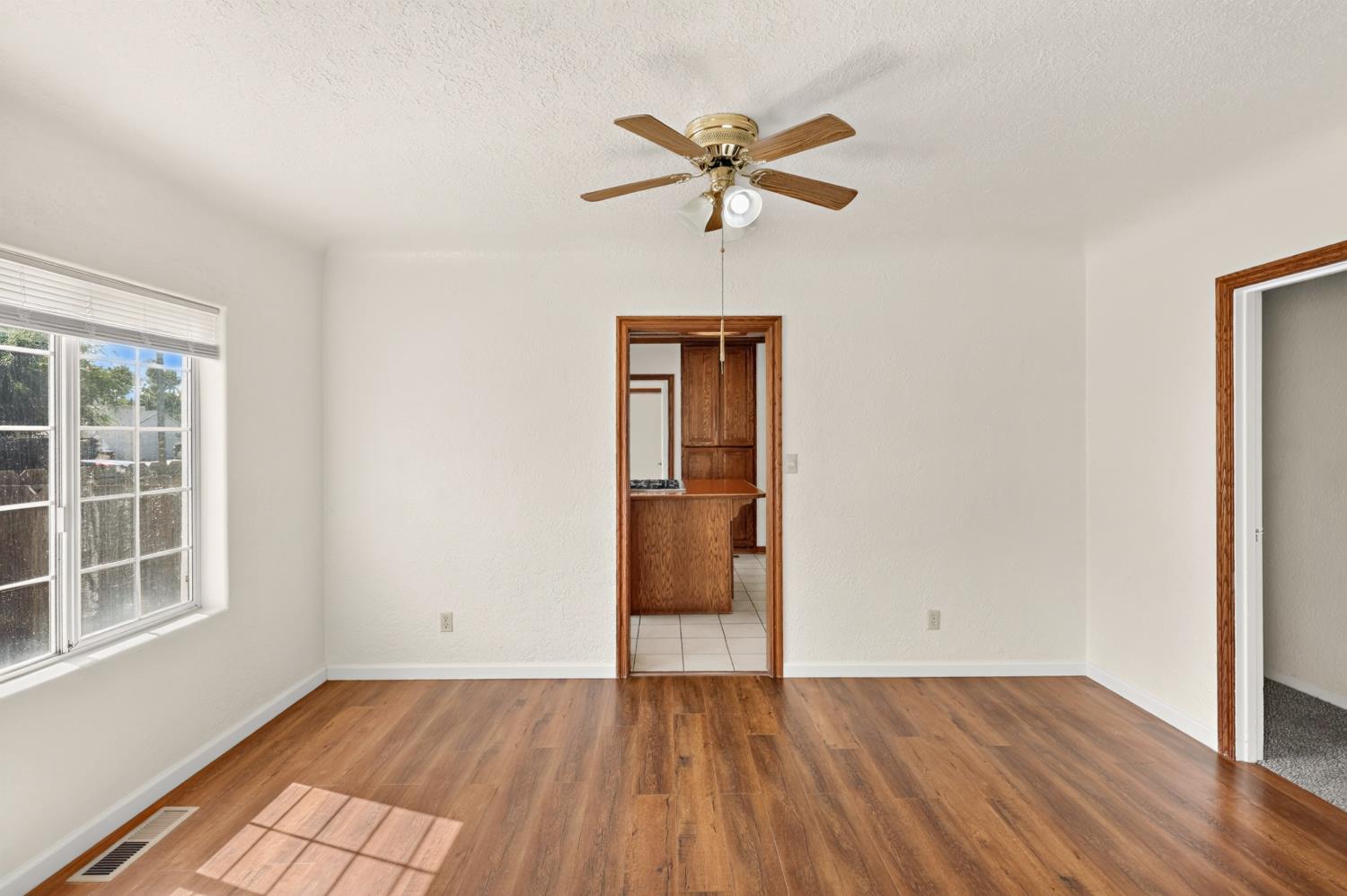 91 6th, Gustine, CA 95322