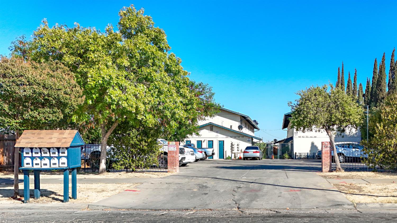 940 K St, Merced, CA 95341