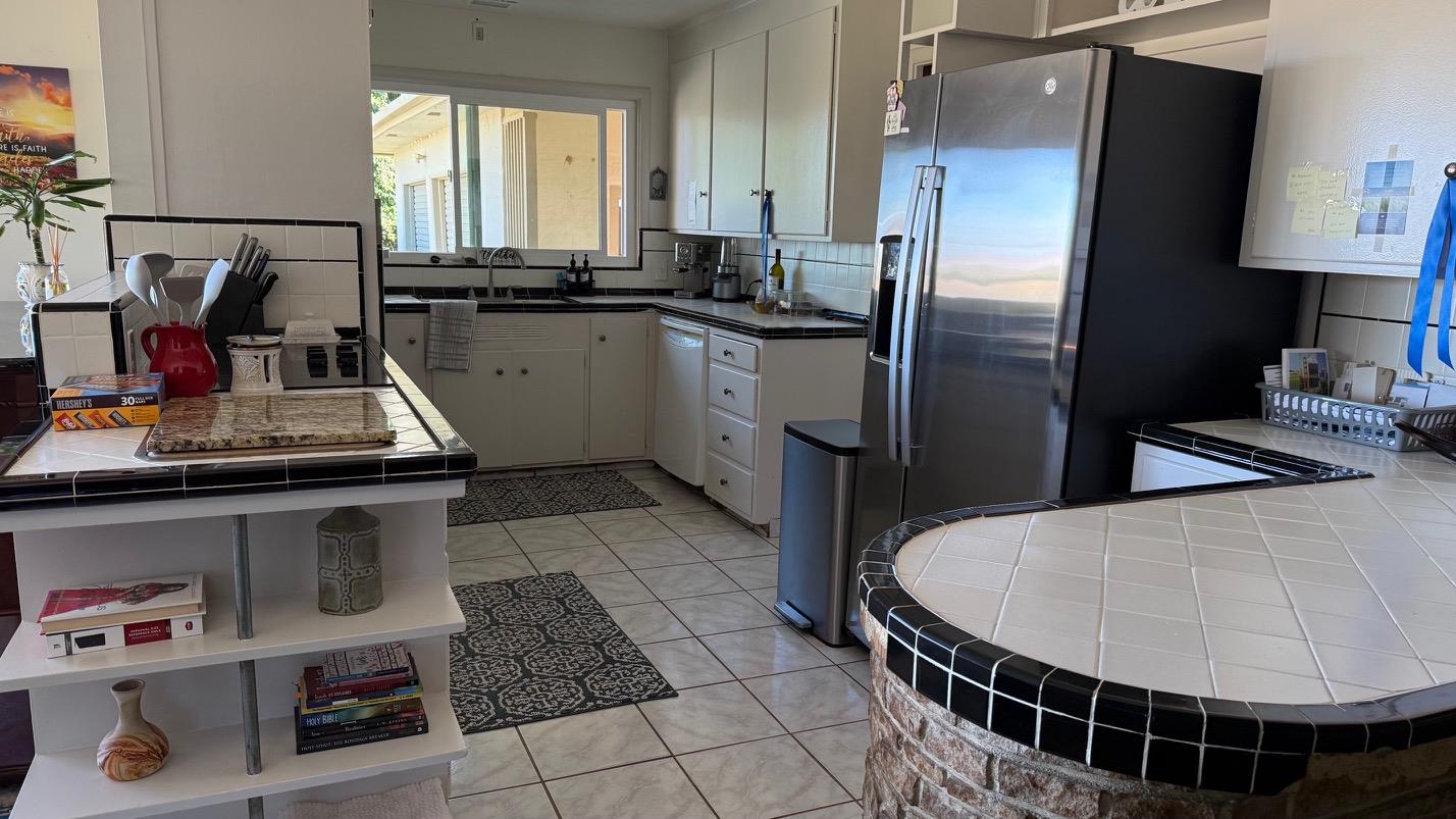 2152 Prince Rd, Gustine, CA 95322