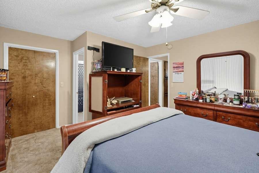 558 East Grove Ave, Atwater, CA 95301