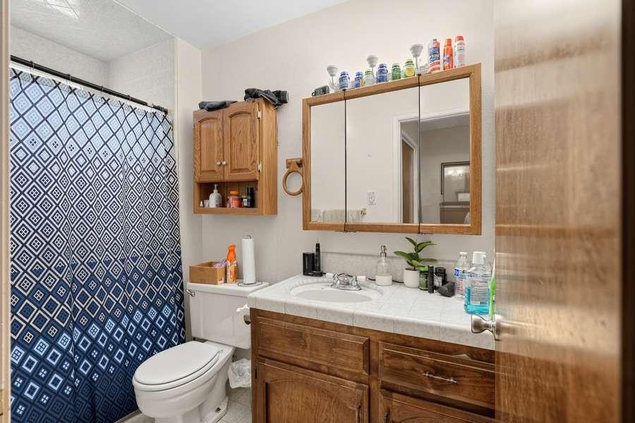 558 East Grove Ave, Atwater, CA 95301