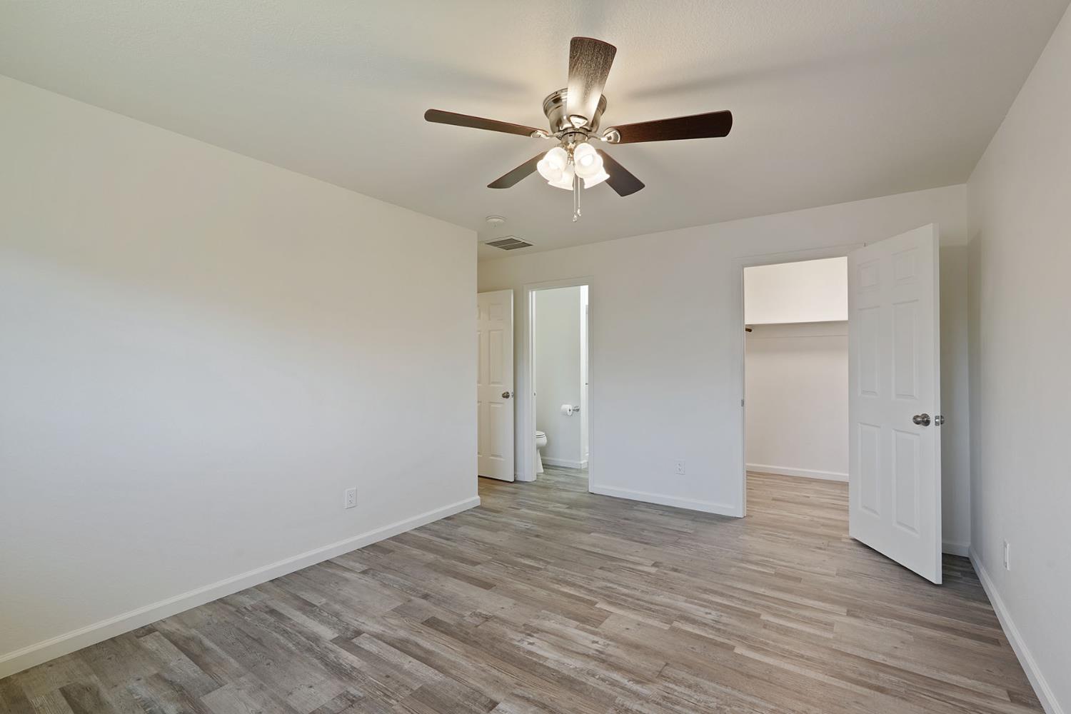 2205 College Ave, Modesto, CA 95350