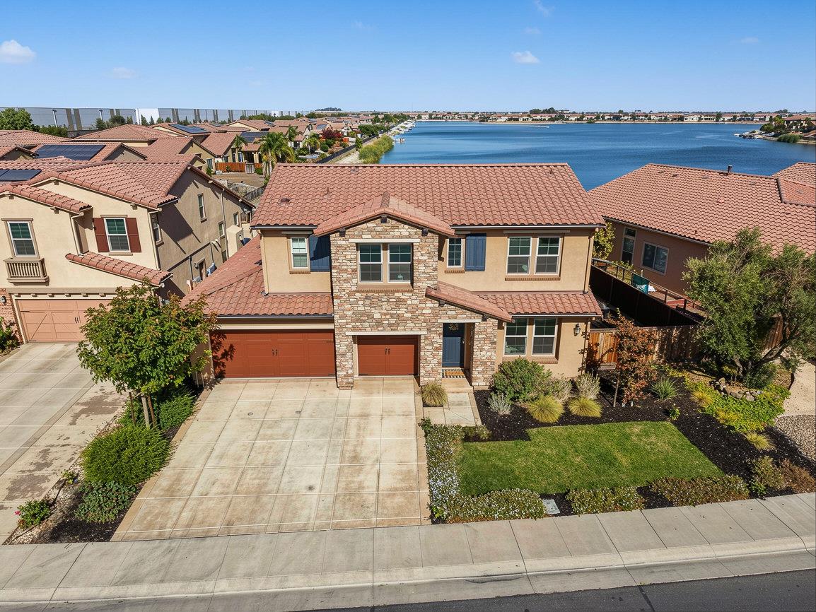 1434 Riva Trigoso Dr, Manteca, CA 95337