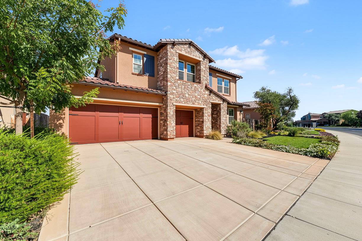 1434 Riva Trigoso Dr, Manteca, CA 95337