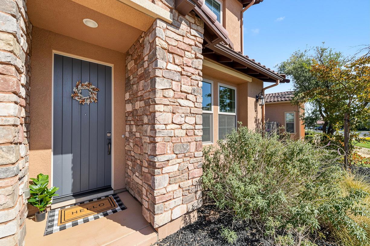1434 Riva Trigoso Dr, Manteca, CA 95337