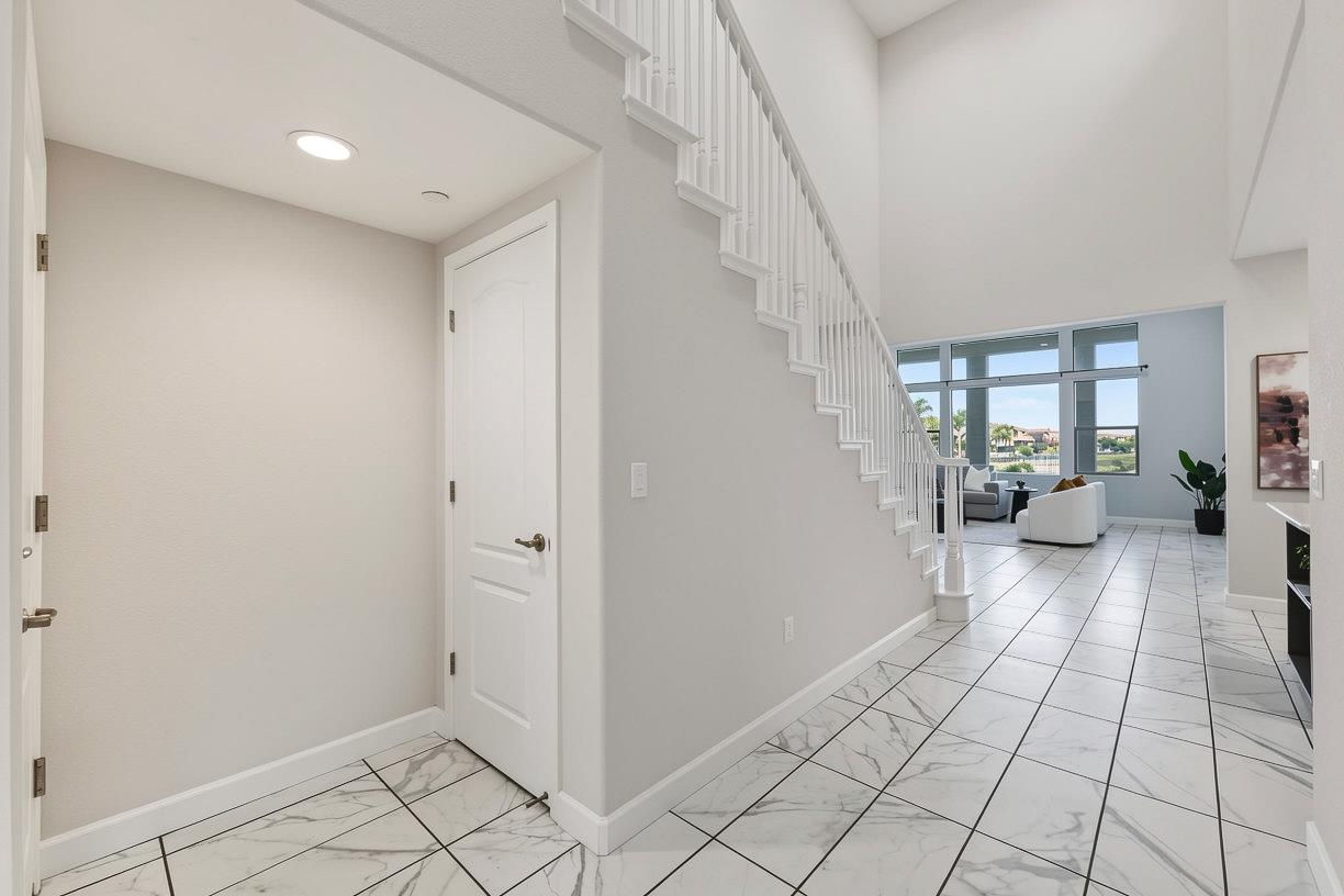 1434 Riva Trigoso Dr, Manteca, CA 95337