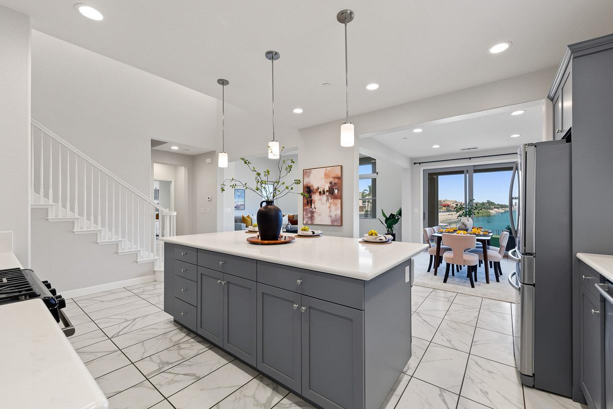 1434 Riva Trigoso Dr, Manteca, CA 95337