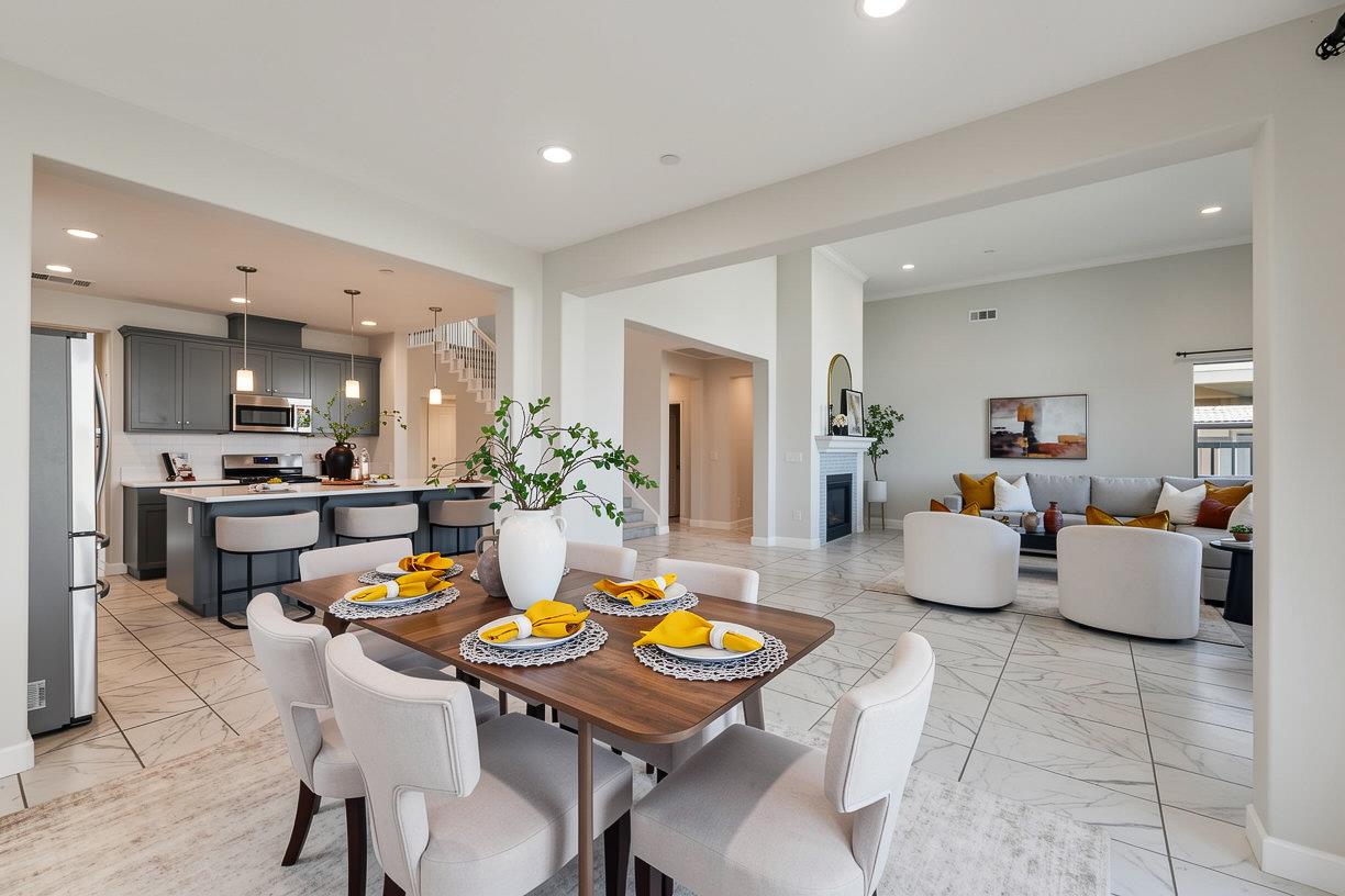 1434 Riva Trigoso Dr, Manteca, CA 95337
