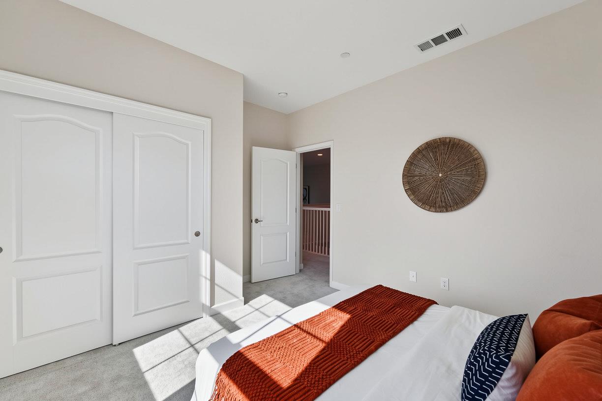 1434 Riva Trigoso Dr, Manteca, CA 95337