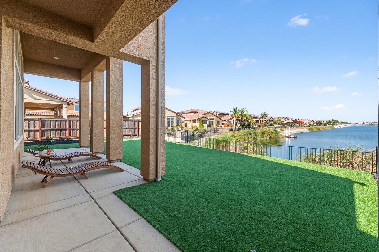 1434 Riva Trigoso Dr, Manteca, CA 95337