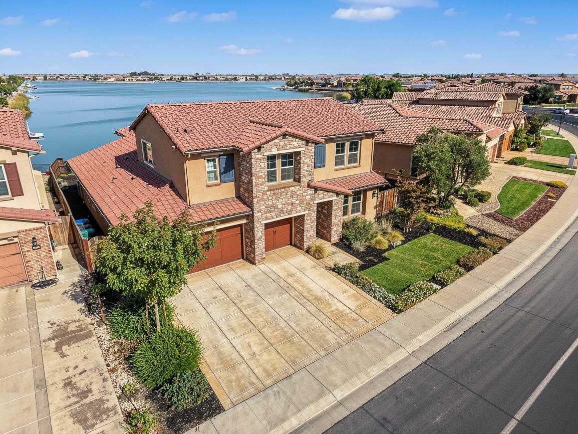 1434 Riva Trigoso Dr, Manteca, CA 95337