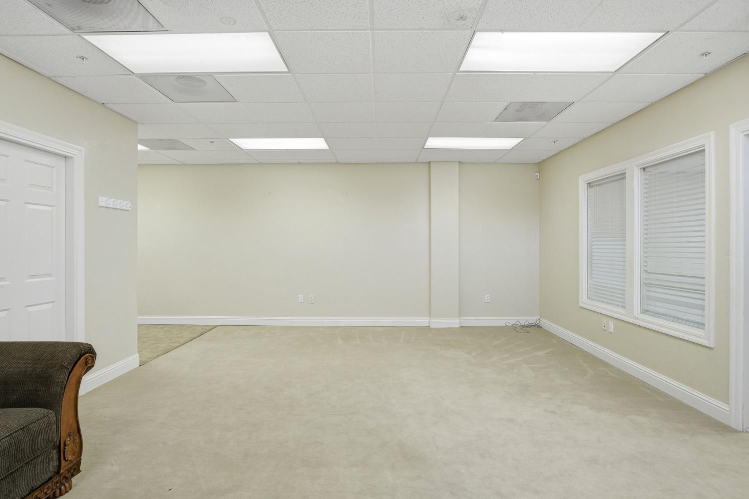 1111 J St, Modesto, CA 95354