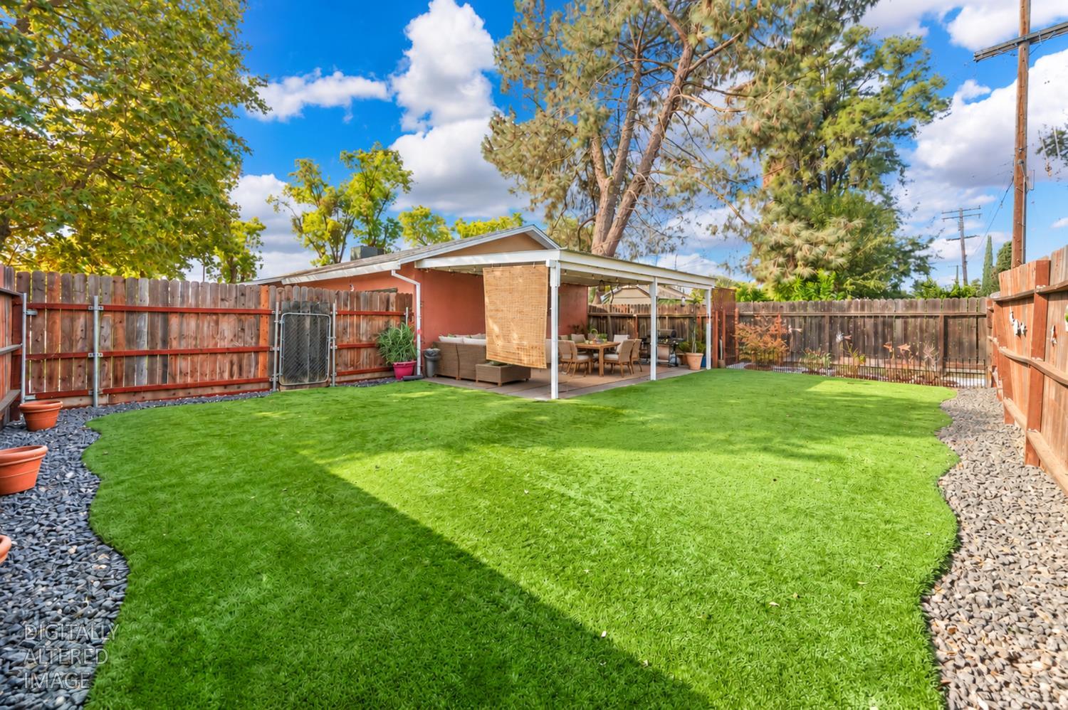 615 Trask Ln, Modesto, CA 95354