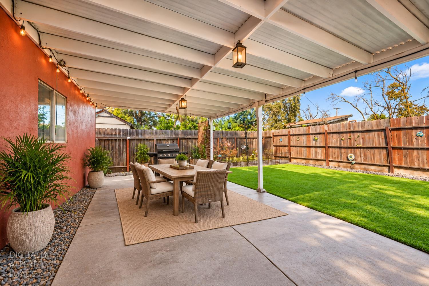 615 Trask Ln, Modesto, CA 95354