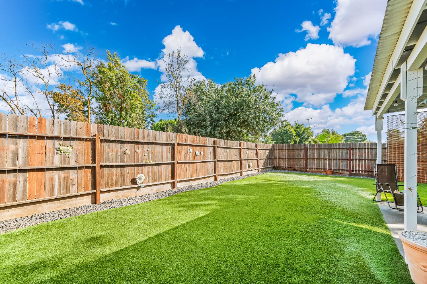 615 Trask Ln, Modesto, CA 95354