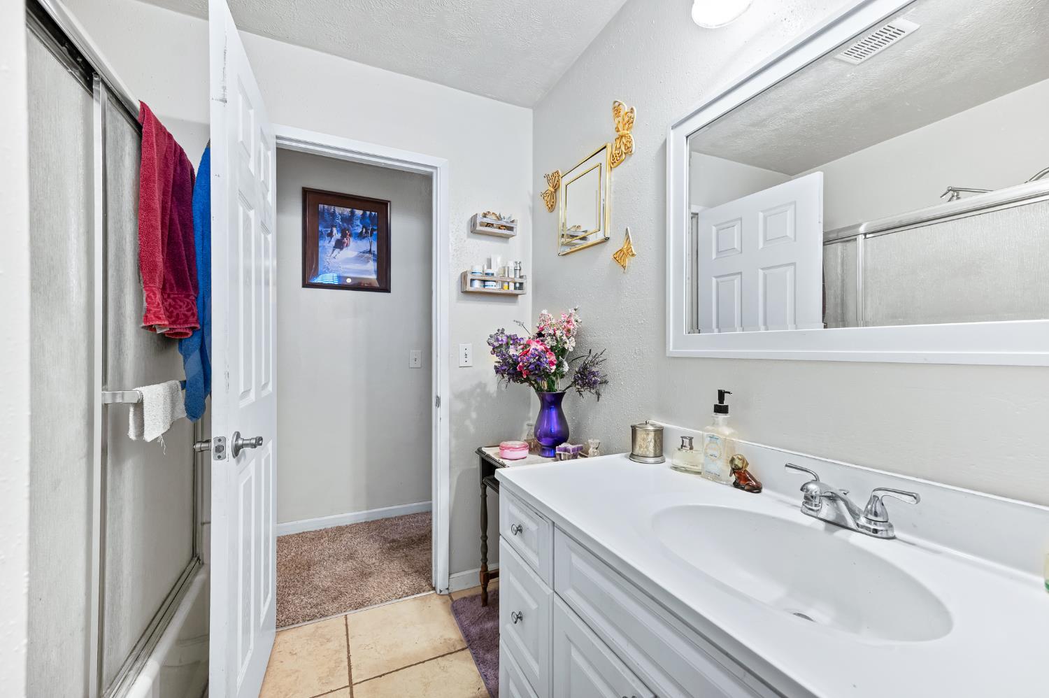 615 Trask Ln, Modesto, CA 95354