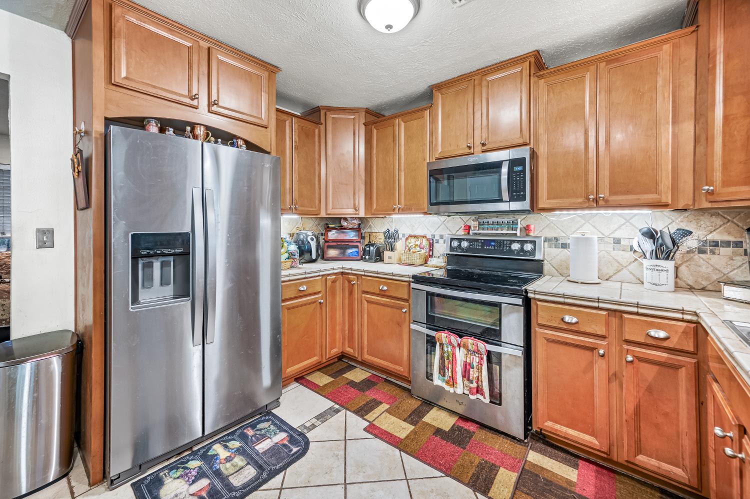 615 Trask Ln, Modesto, CA 95354