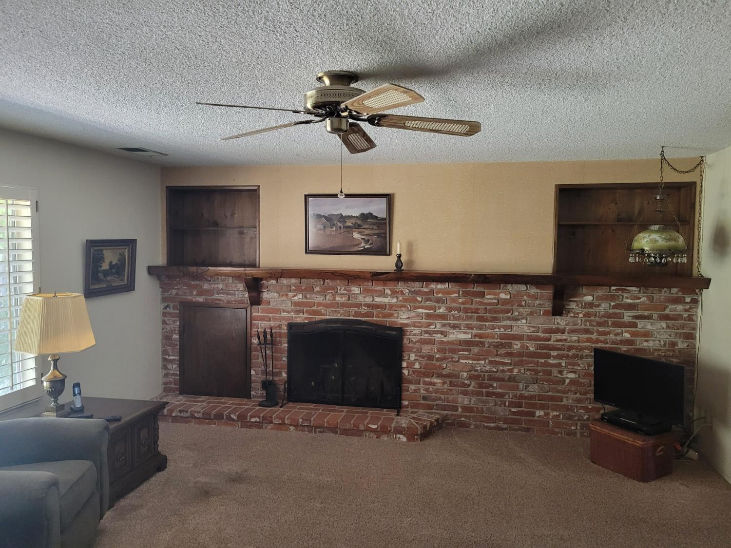 24471 Avenue 19, Madera, CA 93637