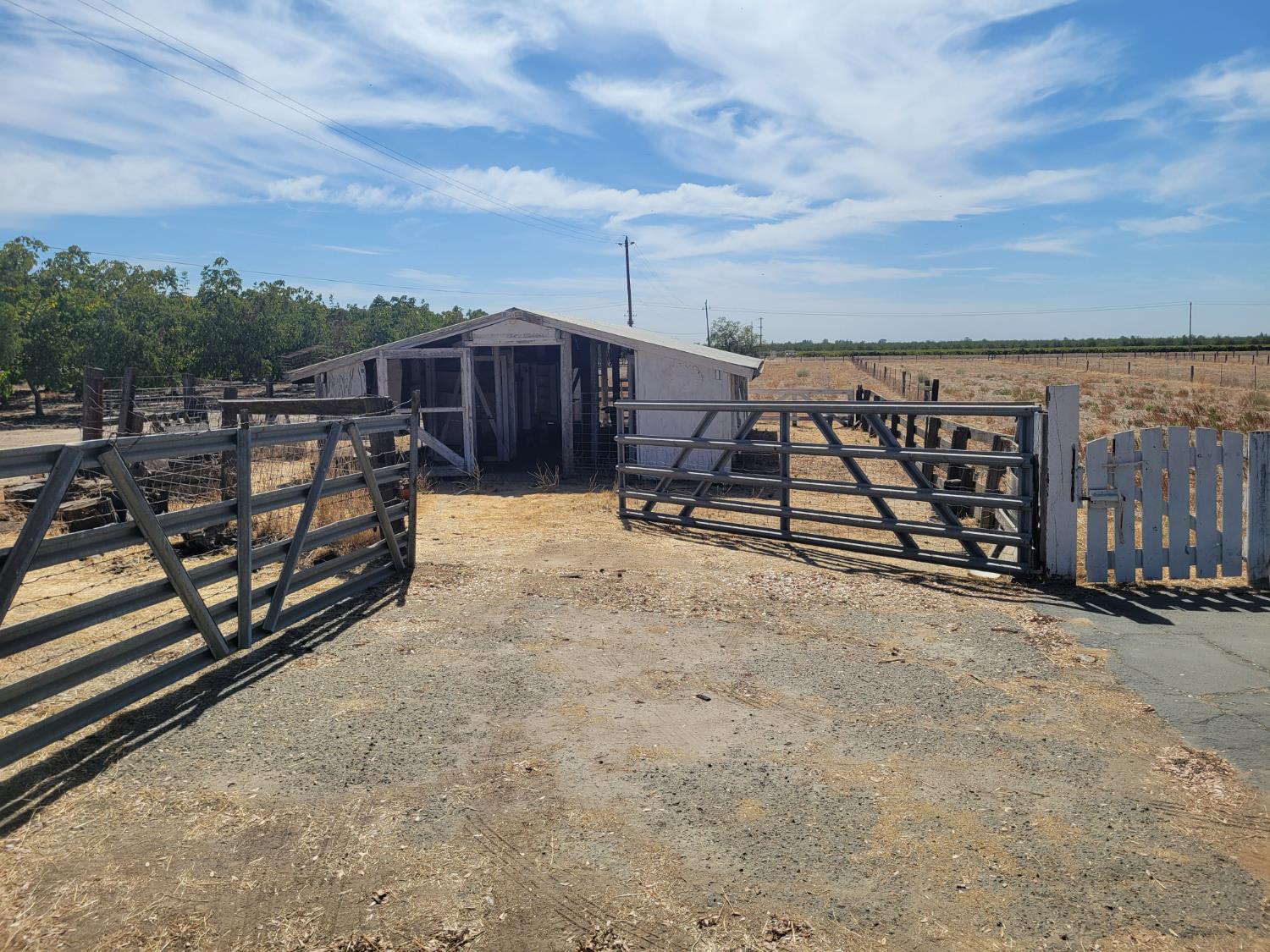 24471 Avenue 19, Madera, CA 93637
