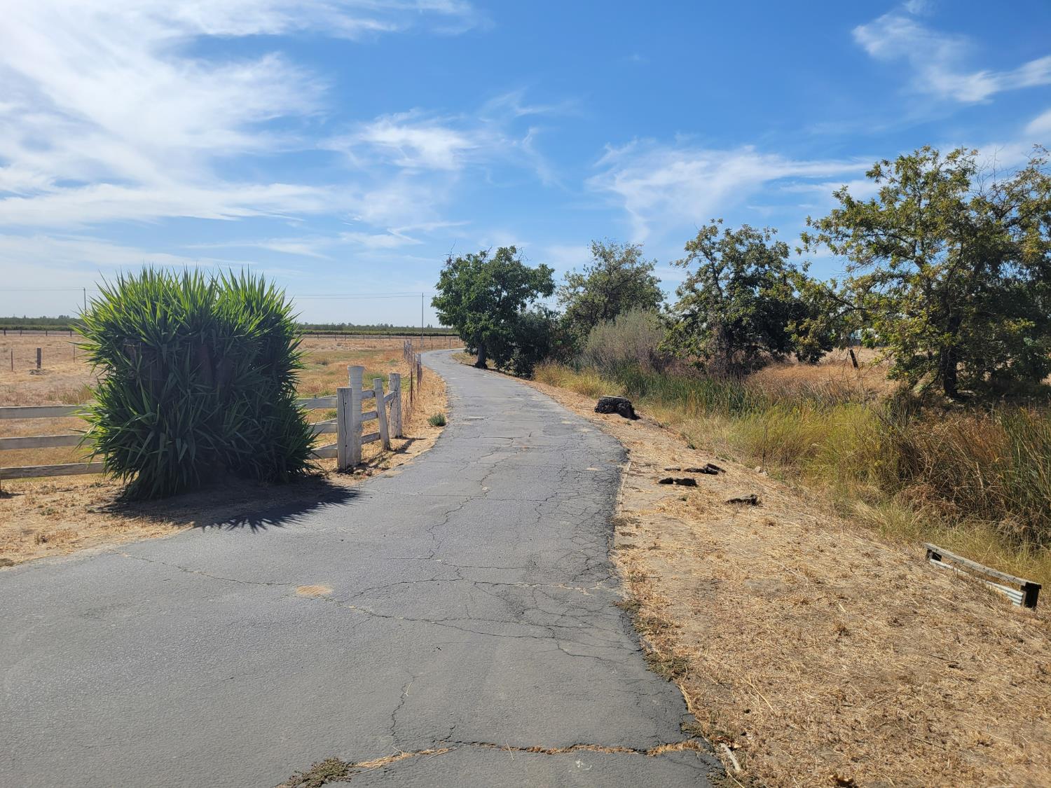 24471 Avenue 19, Madera, CA 93637