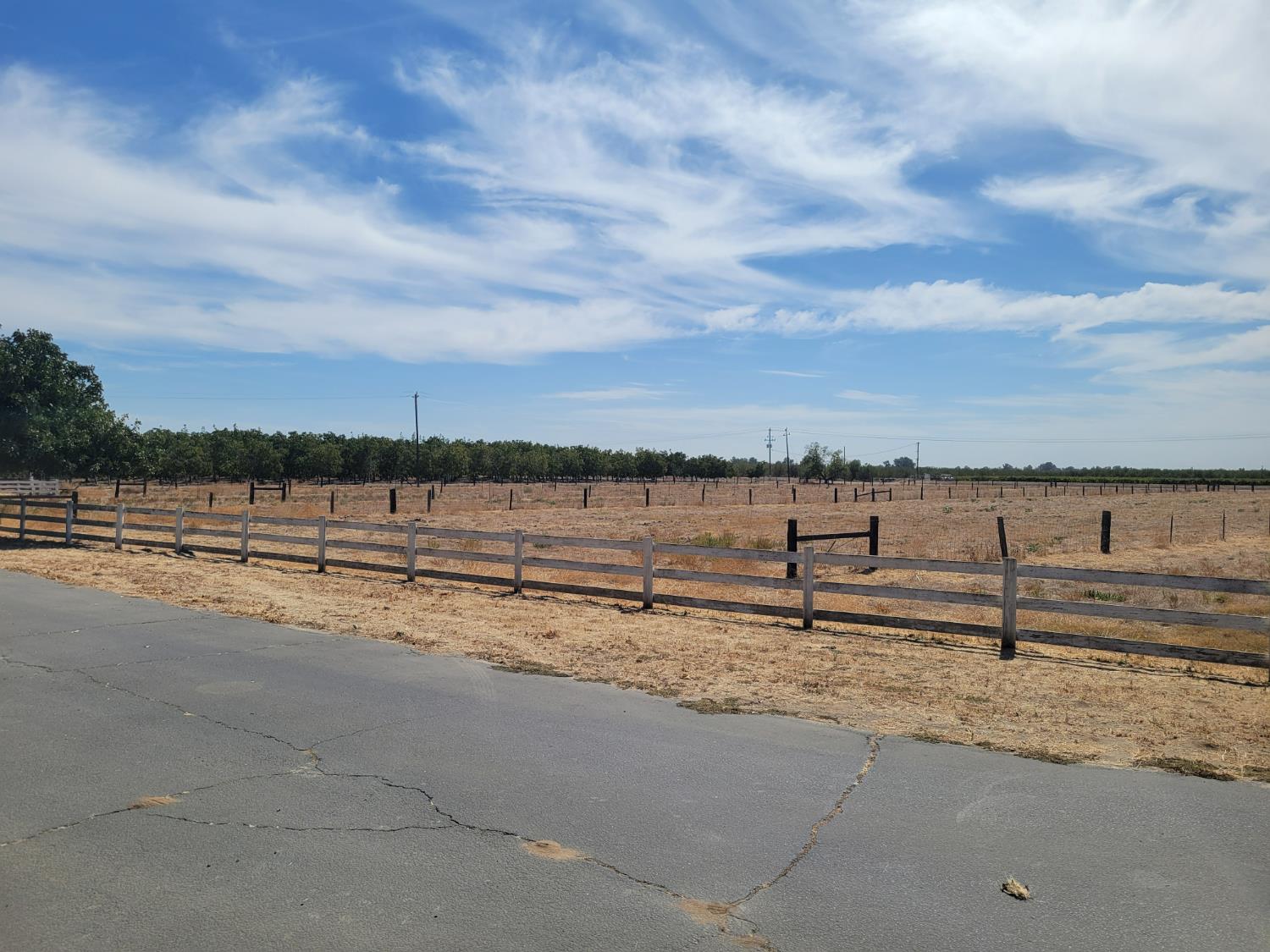 24471 Avenue 19, Madera, CA 93637