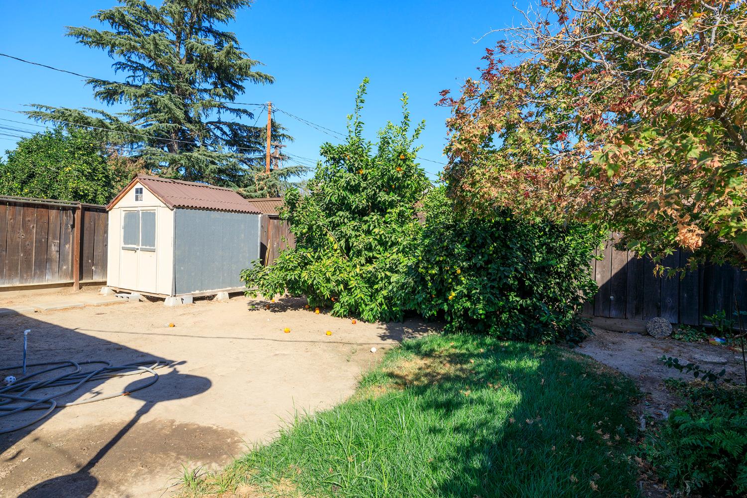 1683 E Canal Dr, Turlock, CA 95380