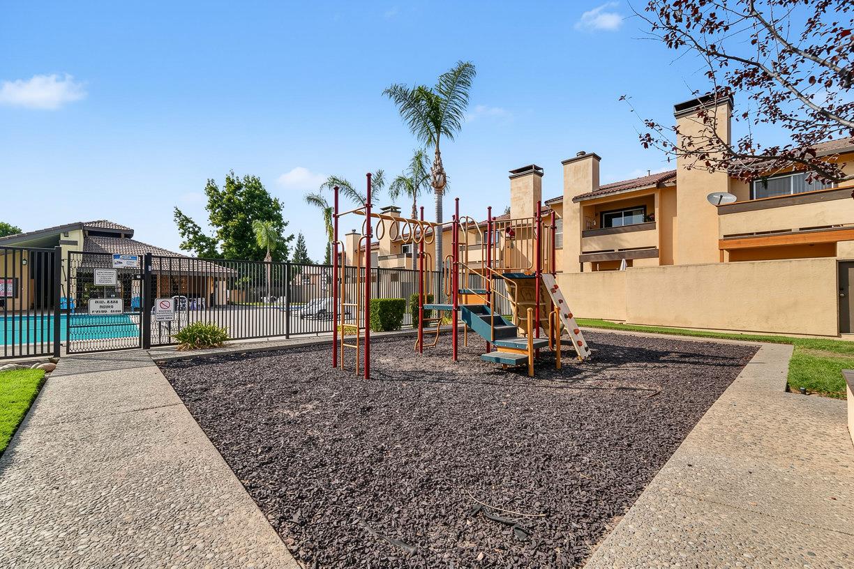 3042 Andre Ln, Turlock, CA 95382