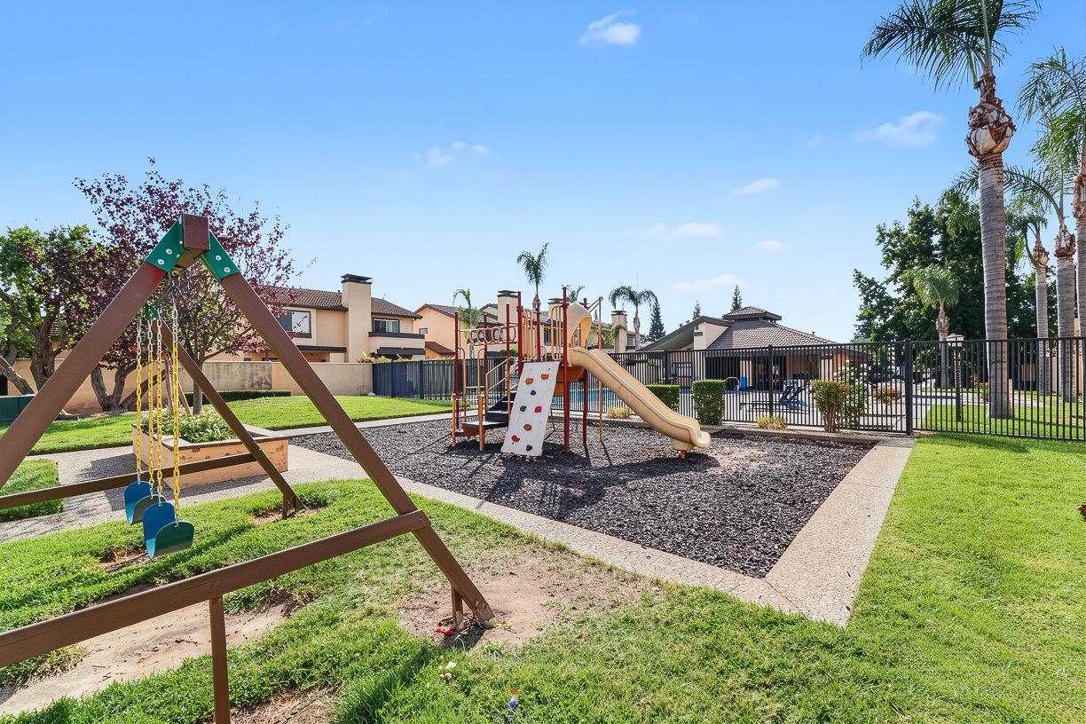 3042 Andre Ln, Turlock, CA 95382