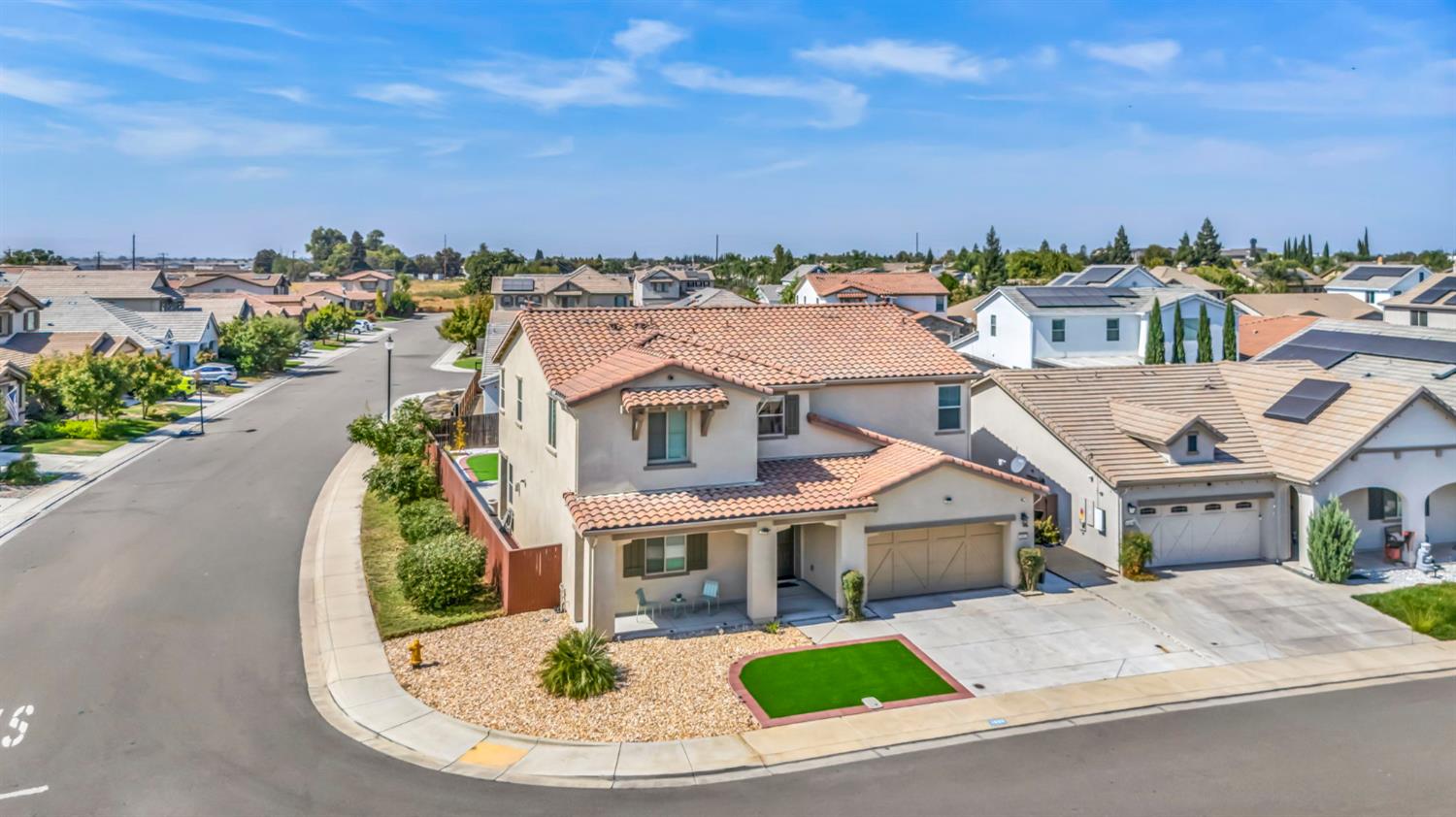 1693 Harvest Ln, Manteca, CA 95337