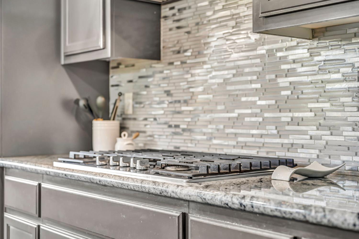 1693 Harvest Ln, Manteca, CA 95337