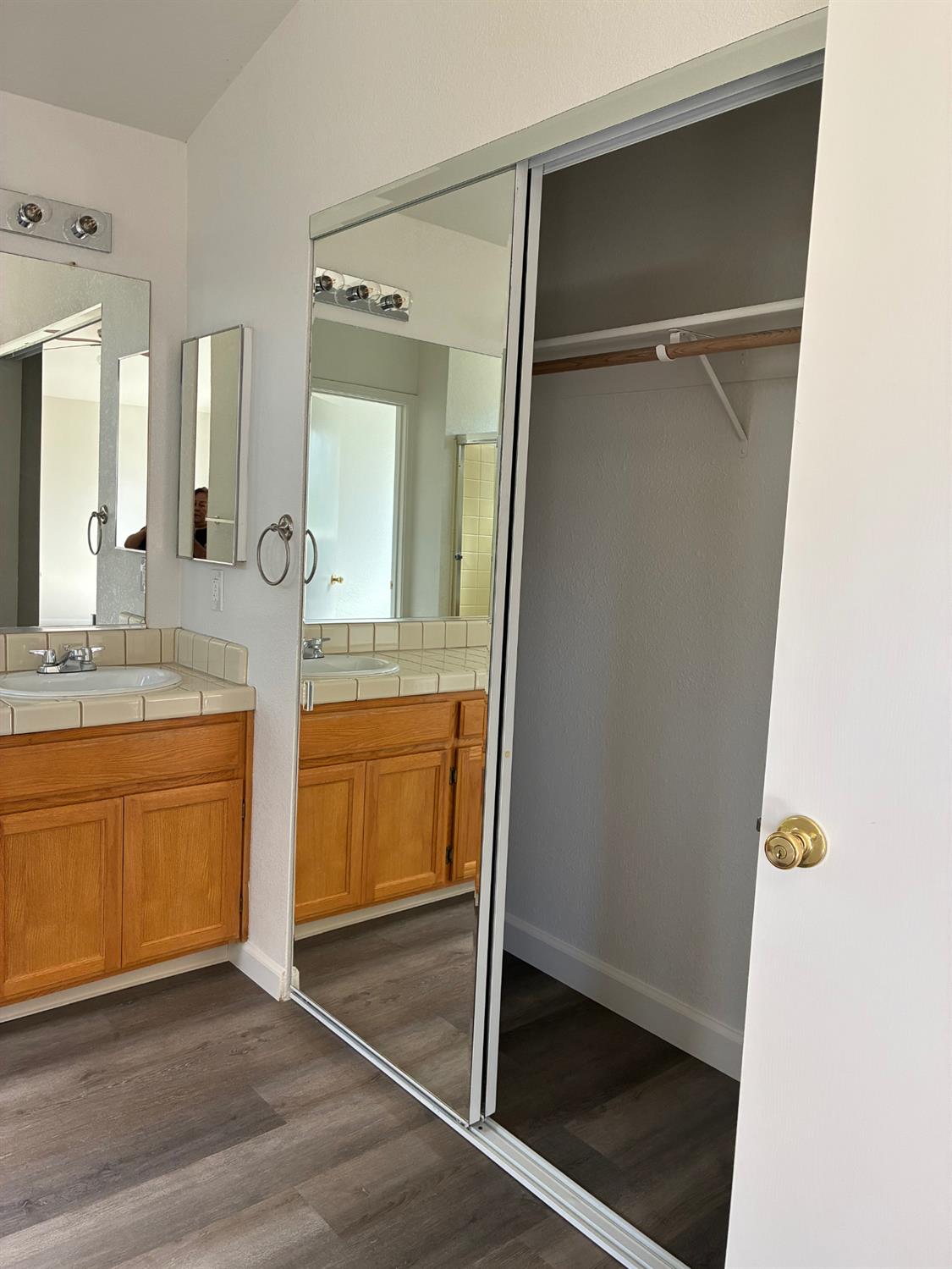 1460 Portsmouth, Gustine, CA 95322