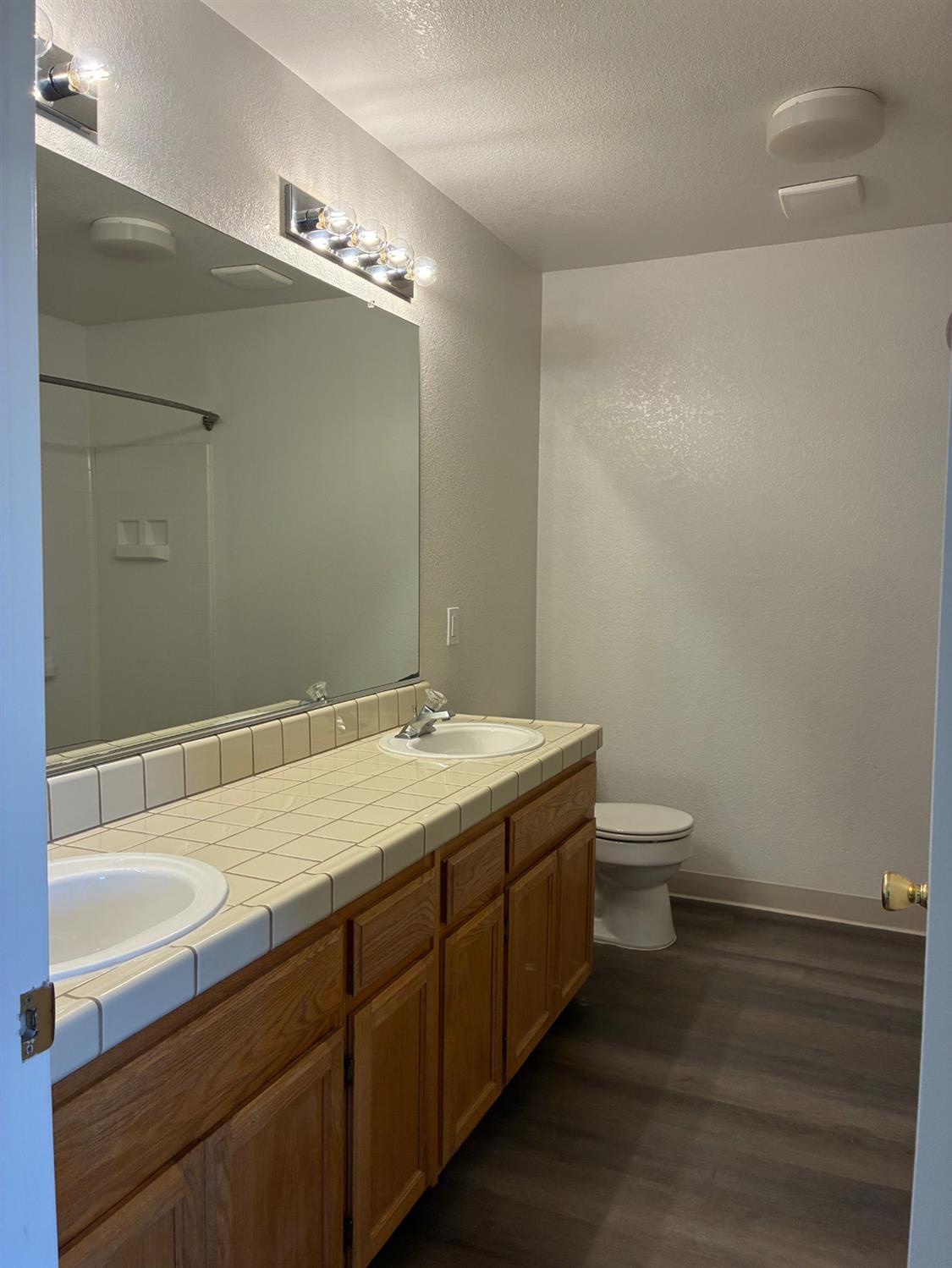 1460 Portsmouth, Gustine, CA 95322