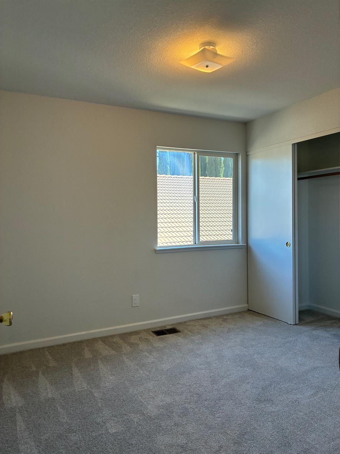 1460 Portsmouth, Gustine, CA 95322