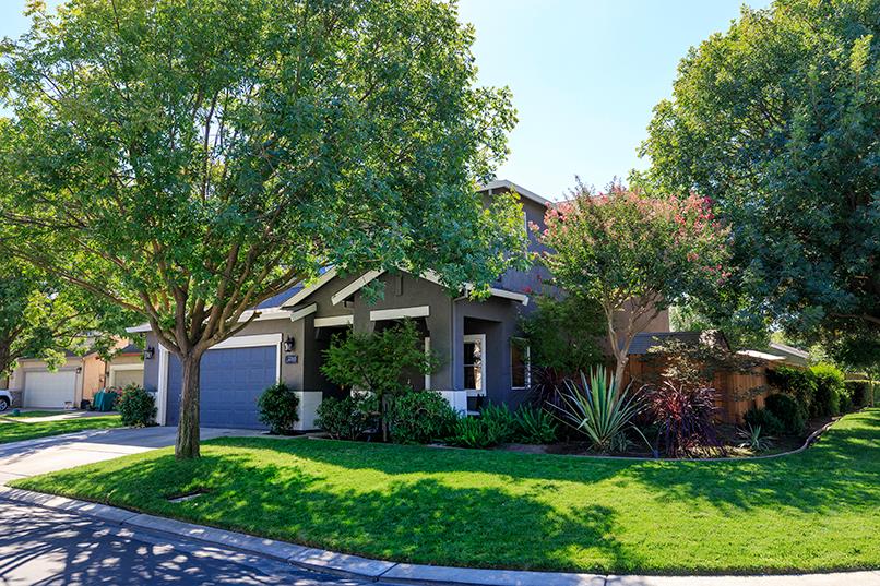 2365 Triumph Ct, Turlock, CA 95380
