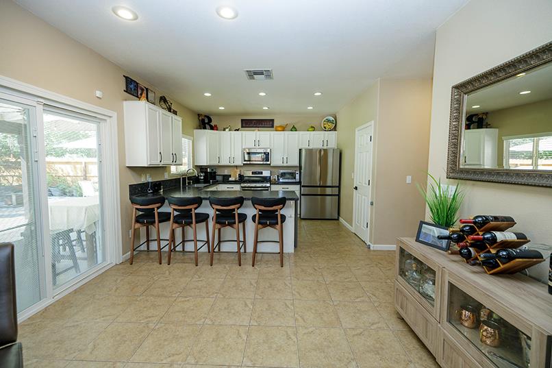 2365 Triumph Ct, Turlock, CA 95380